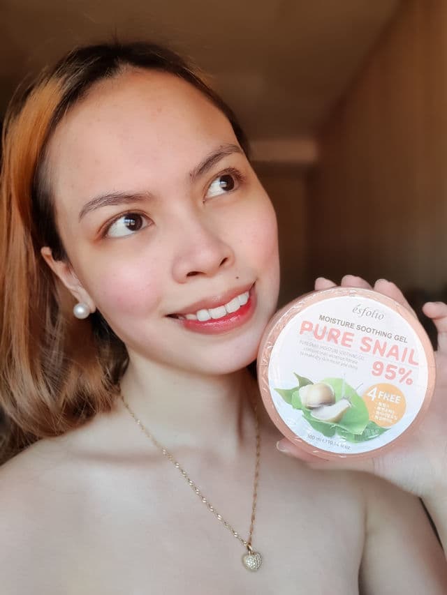 ESFOLIO Pure Snail Moisture Soothing Gel 95% review photo by clarissaguzmann
