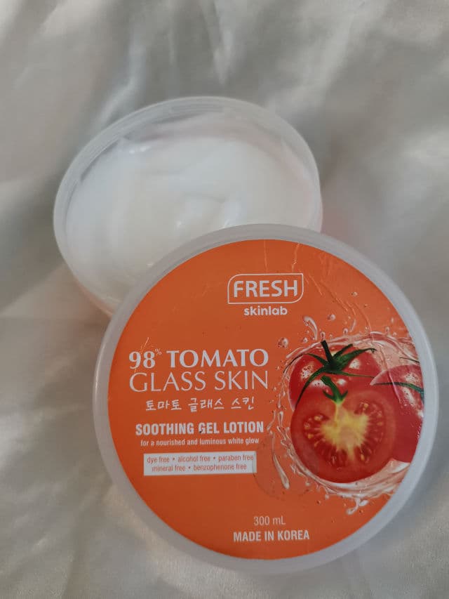 Fresh Skinlab Tomato Glass Skin Soothing Gel Lotion review photo by clauiidayao