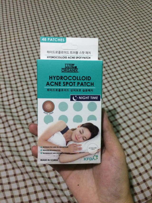 Luxe Organix Hydrocolloid Acne Patch Night Time review photo by clauiidayao