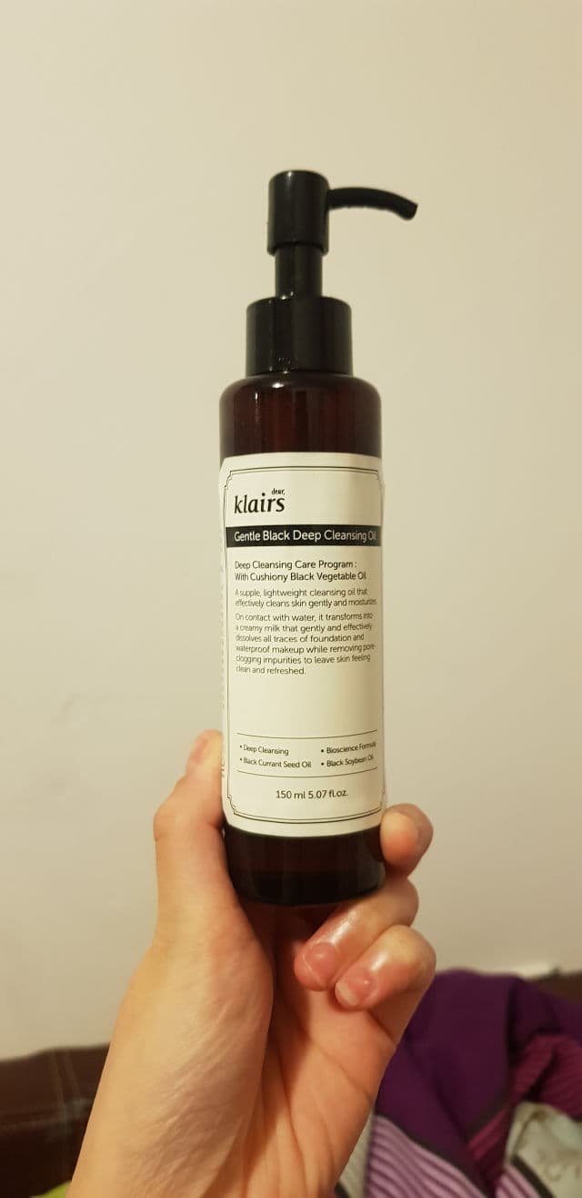 Dear, Klairs Gentle Black Deep Cleansing Oil review photo by clumpsymai
