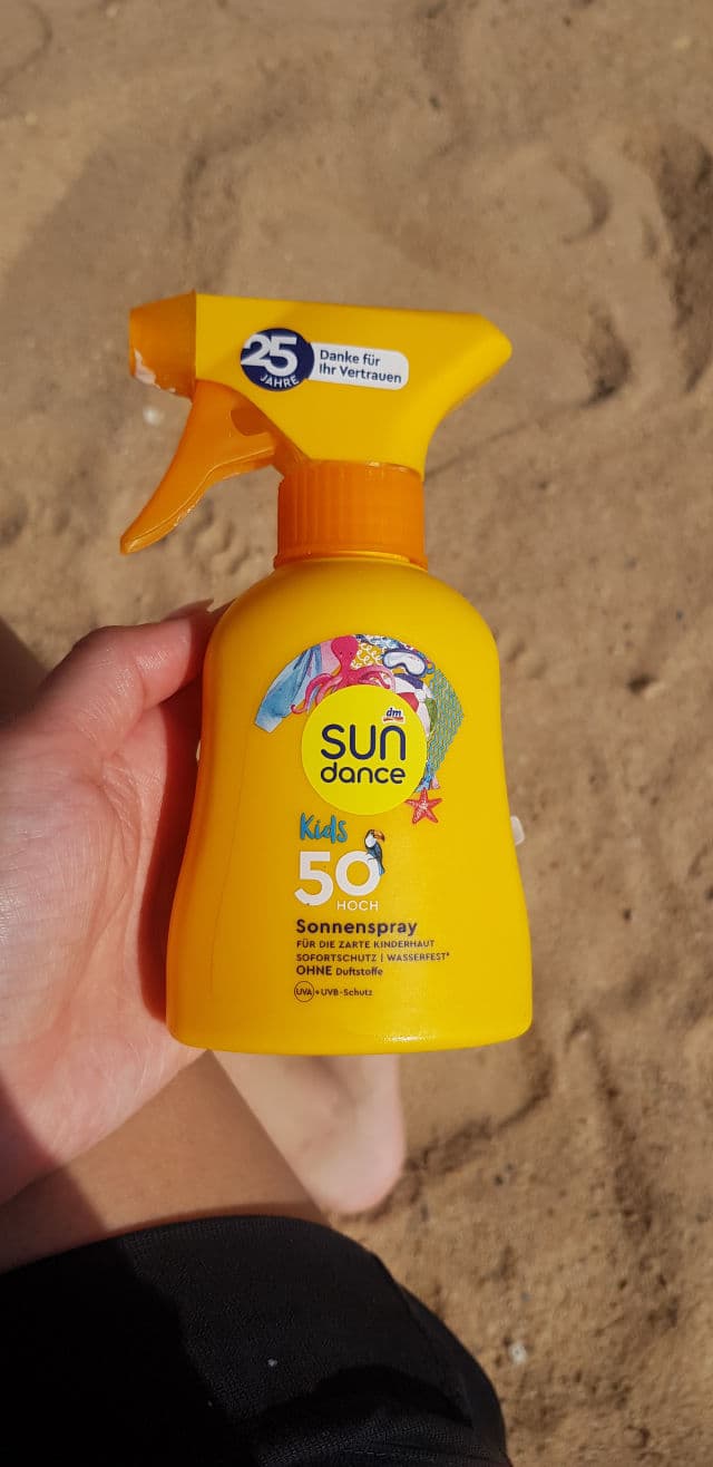 Sundance 50SPF Sonnenspray Spray Solaire review photo by clumpsymai