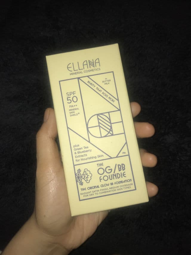 Ellana Cosmetics Original Glow BB Foundie SPF50 review photo by curlytrish