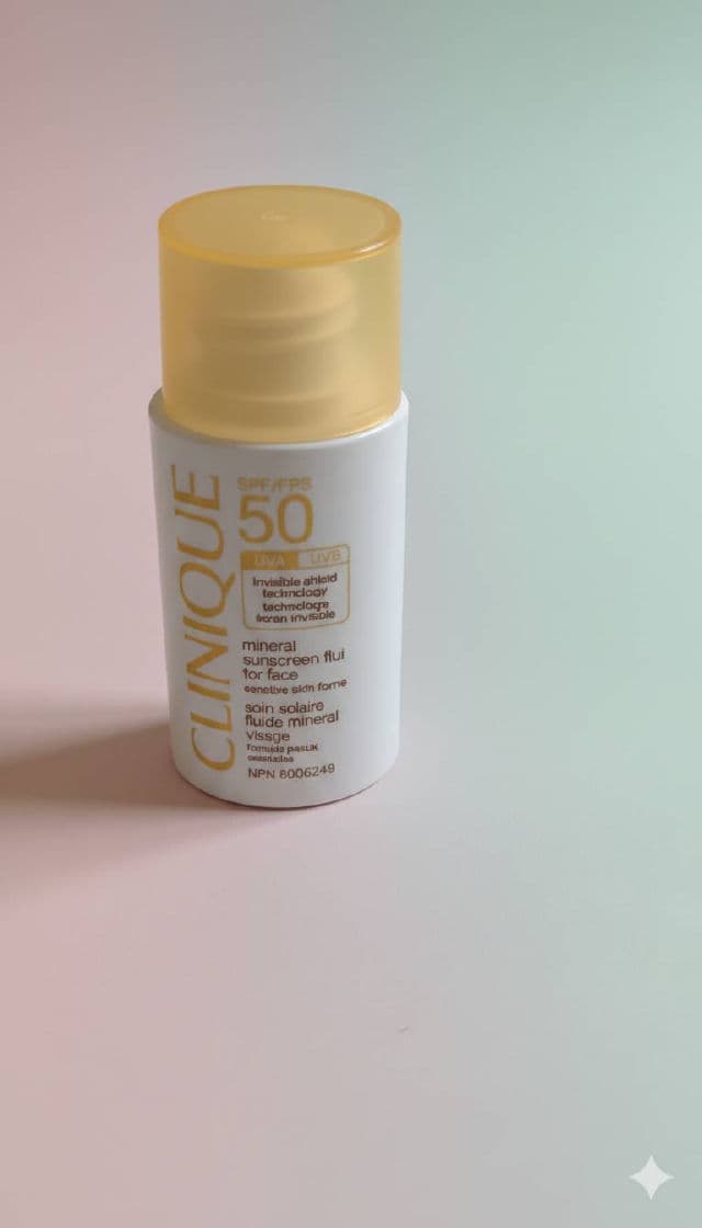 Clinique Mineral Sunscreen Fluid for Face Broad Spectrum SPF 50 review photo by skincareXart
