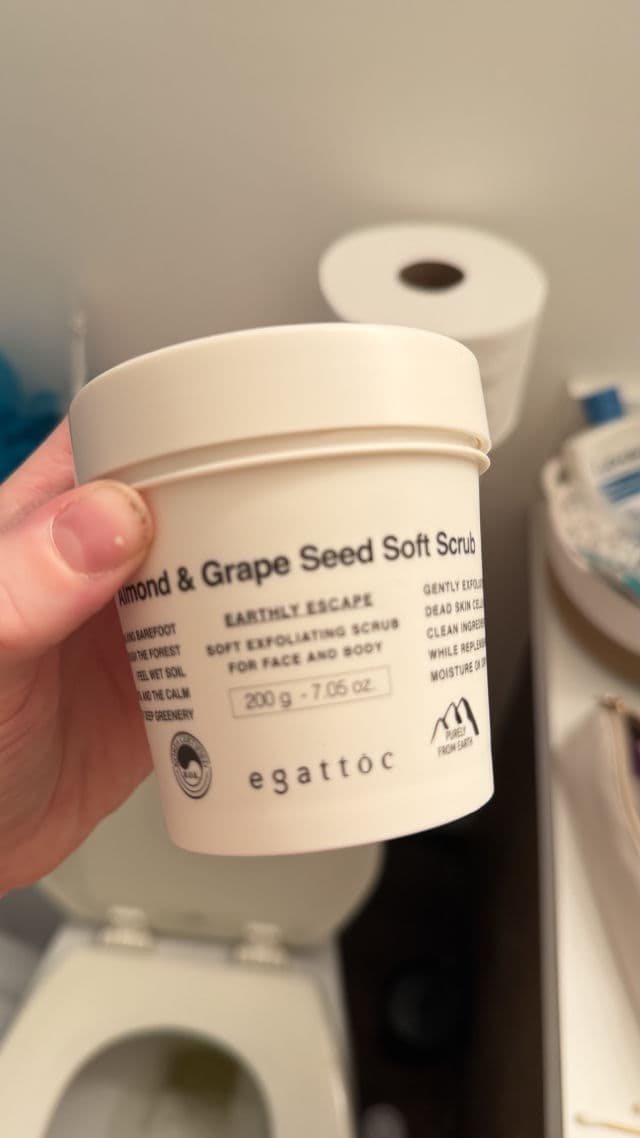 EGATTOC Almond & Grape Sea Soft Scrub - Earthly Escape review photo by Olishevska