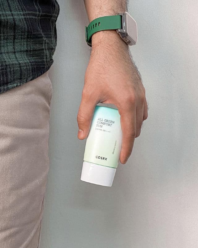 COSRX Shield Fit Green Comfort Sun SPF50+ PA++++ review photo by dadeeskin