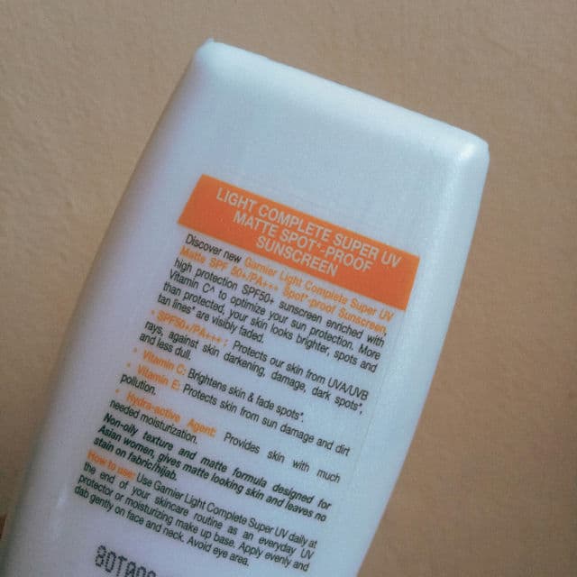Garnier Light Complete Super UV Matte Brightening Sunscreen SPF50+ review photo by chrysant
