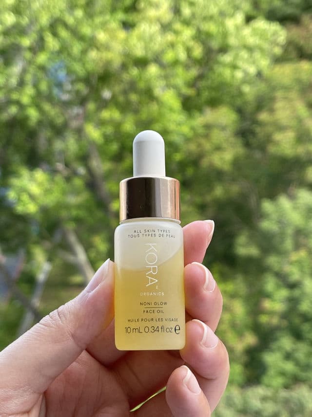KORA Organics Noni Glow Face Oil review photo by daynapingu