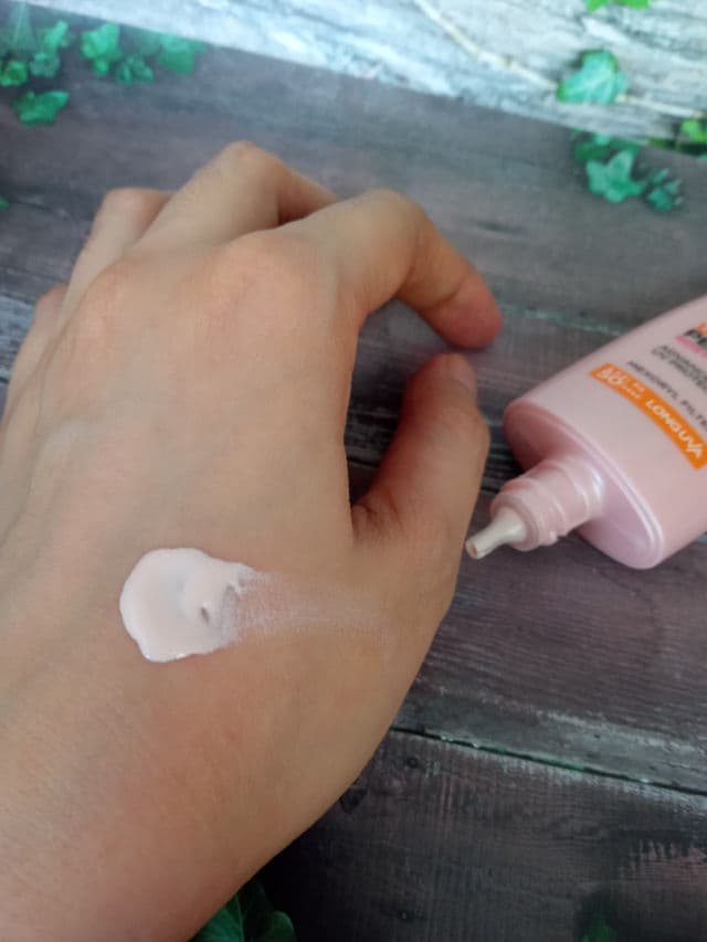 L'Oreal Paris UV Perfect Rosy White SPF50+ PA++++ review photo by deby
