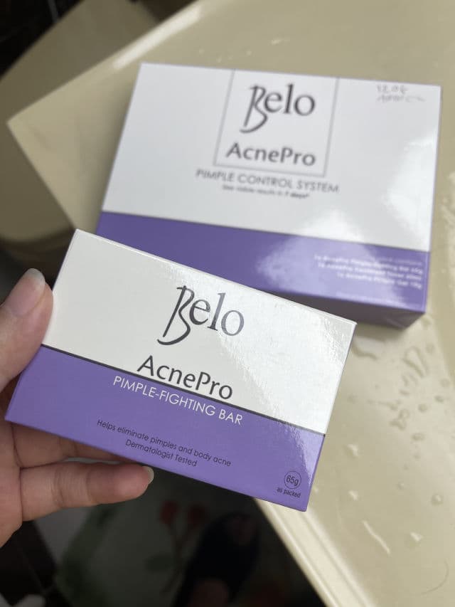 Belo Essentials AcnePro Pimple-Fighting Bar review photo by dengsoon6