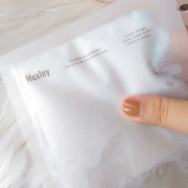 Huxley Oil and Extract Mask review photo by dennyjeyn