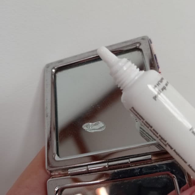 datglowskin BHA + Licorice Acne Gel review photo by Destario