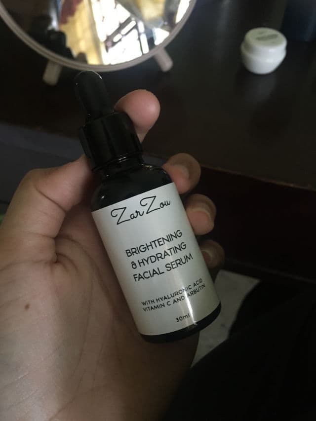 ZarZou Beauty Brightening & Hydrating Facial Serum review photo by dewiain