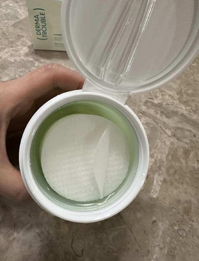 Fusidyne Derma Trouble Clear Toner Pad review photo by Rosiieguzman