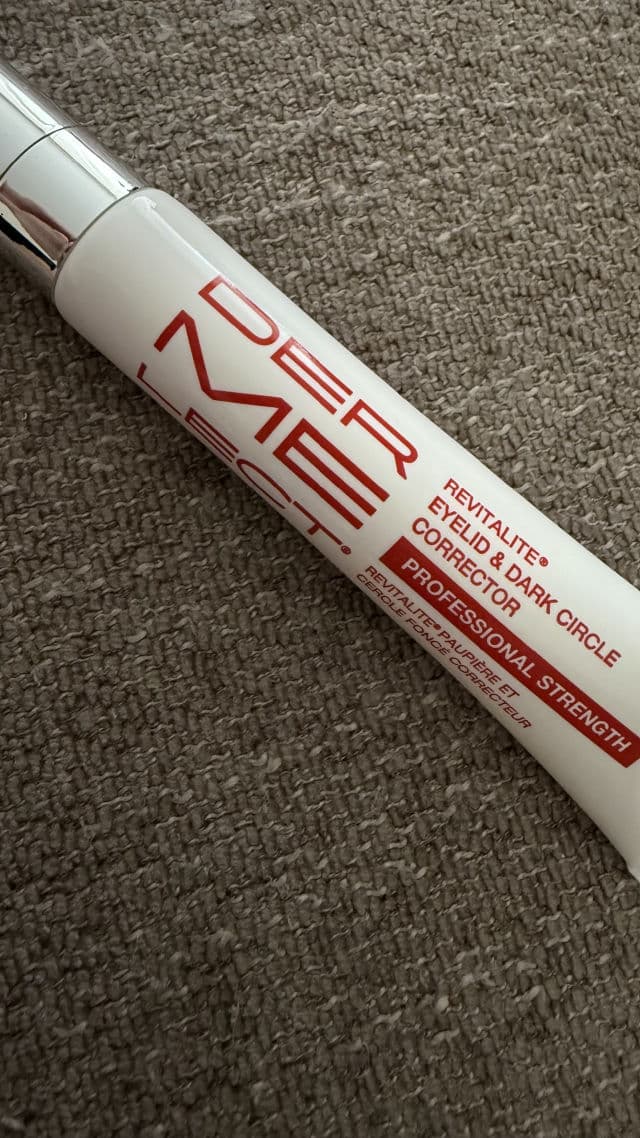 Dermelect Revitalite Eyelid and Dark Circle Corrector review photo by ulviie