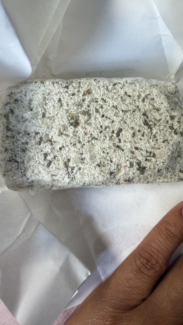 EGATTOC Oat & Basil Bath Block - Herbaceous review photo by DaisyWalker