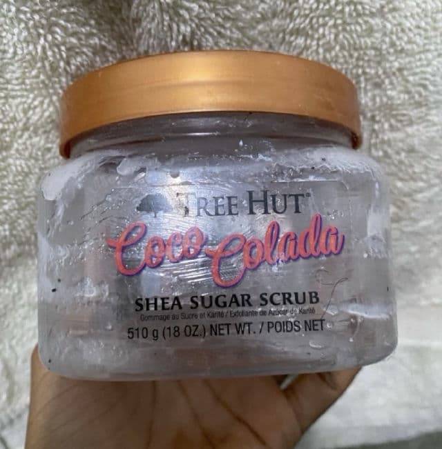 Tree Hut Coco Colada Shea Sugar Scrub review photo by DenissCastillo