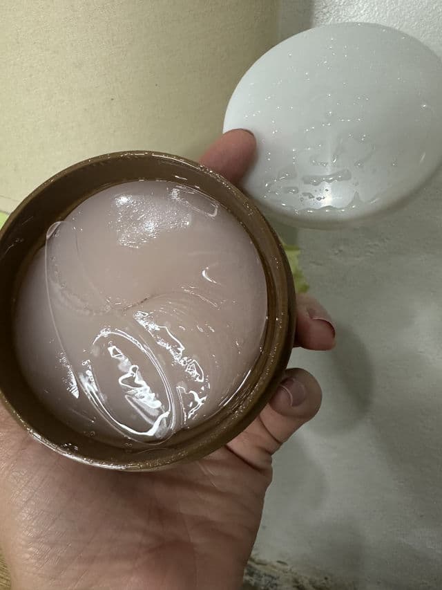 MEDIHEAL Retinol Collagen Under Eye Patch review photo by caroaquinov