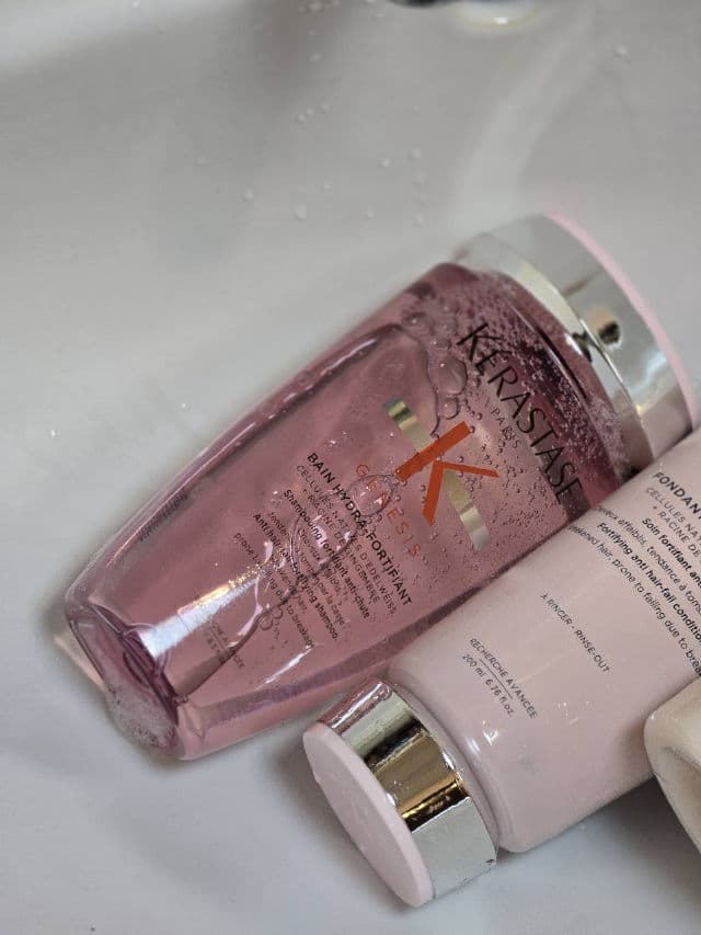 Kerastase Genesis Bain Nutri-Fortifiant Shampoo review photo by Ceciqueen