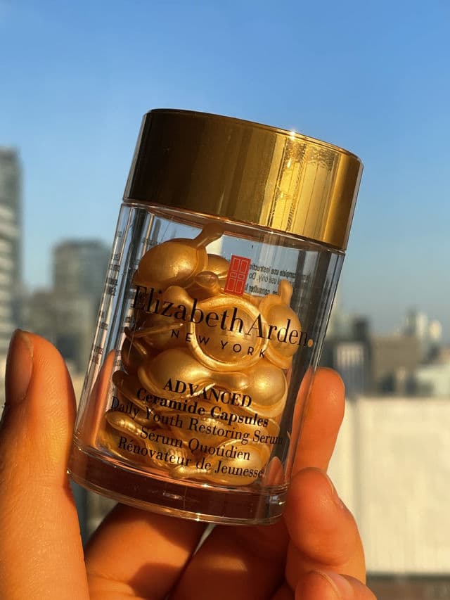 Elizabeth Arden Advanced Ceramide Capsules Daily Youth Restoring Serum review photo by ediehuo