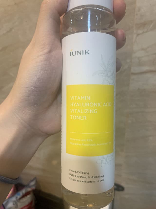 Iunik Vitamin Hyaluronic Acid Vitalizing Toner review photo by elitaaall