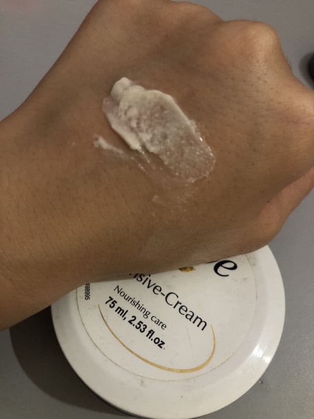 Dove Intensive Cream Nourishing Care review photo by Lovemisomeskin