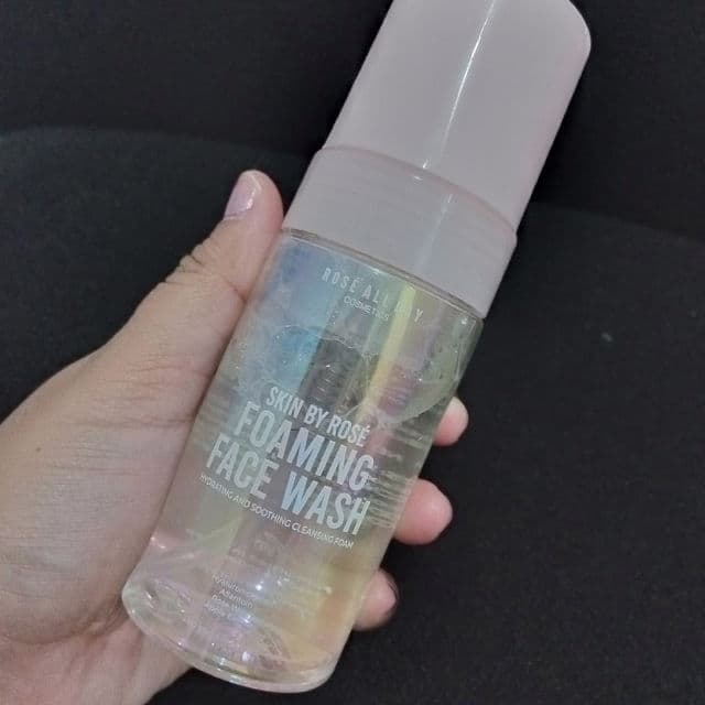 Rose All Day Foaming Face Wash review photo by endennuraeni