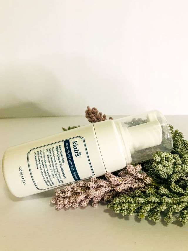 Dear, Klairs Rich Moist Foaming Cleanser review photo by estella