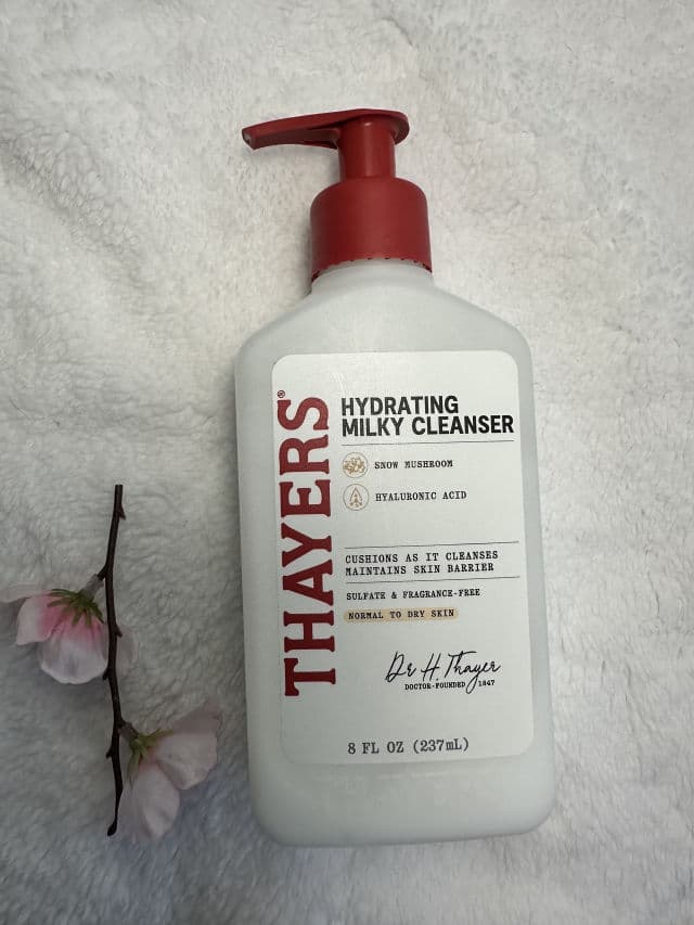 Snow Mushroom Hydrating Milky Cleanser product review