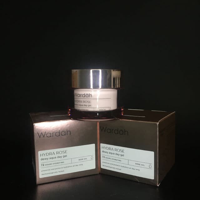 Wardah Hydra Rose Dewy Aqua Day Gel review photo by farahaszar