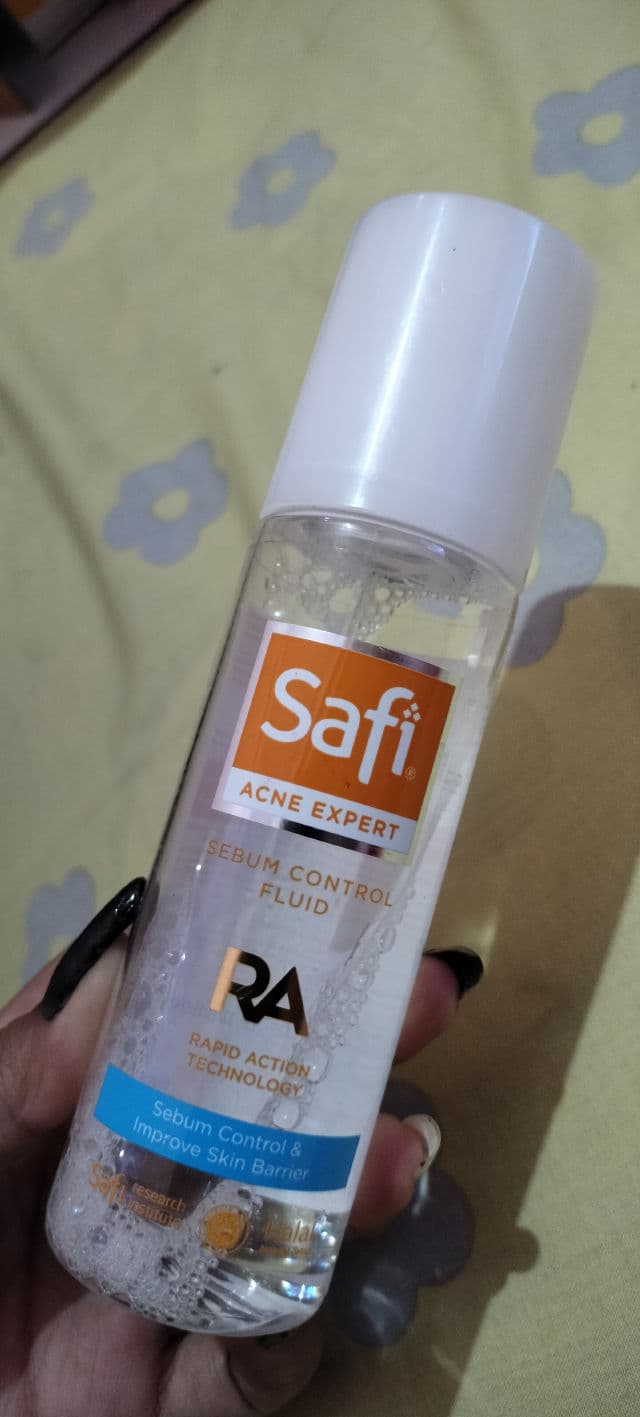 Safi Acne Solution Sebum Control Fluid review photo by farahmit