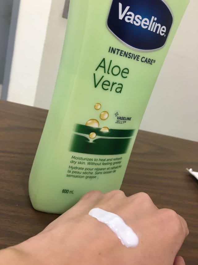 Vaseline Intensive Care Aloe Soothe Lotion review photo by farmgirl14
