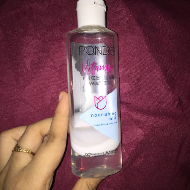 Pond's Vitamin Micellar Water in Nourishing Milk review photo by fatimazzz