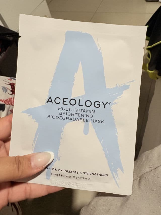 Aceology Multi-Vitamin Brightening Biodegradable Mask review photo by LuisaInciarte
