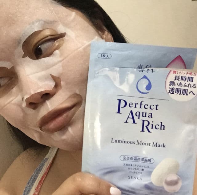 Senka Perfect Aqua Rich Luminous Moist Mask review photo by feedthyface