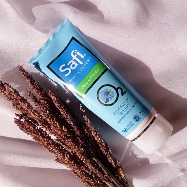 Safi White Expert Deep Exfoliator review photo by fikmaa21