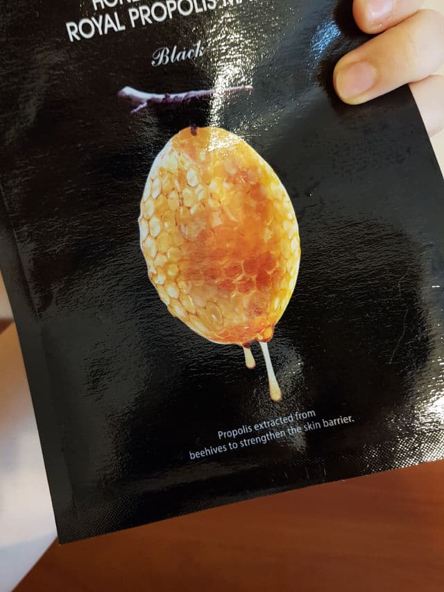 JMsolution Honey Luminous Royal Propolis Mask review photo by fox