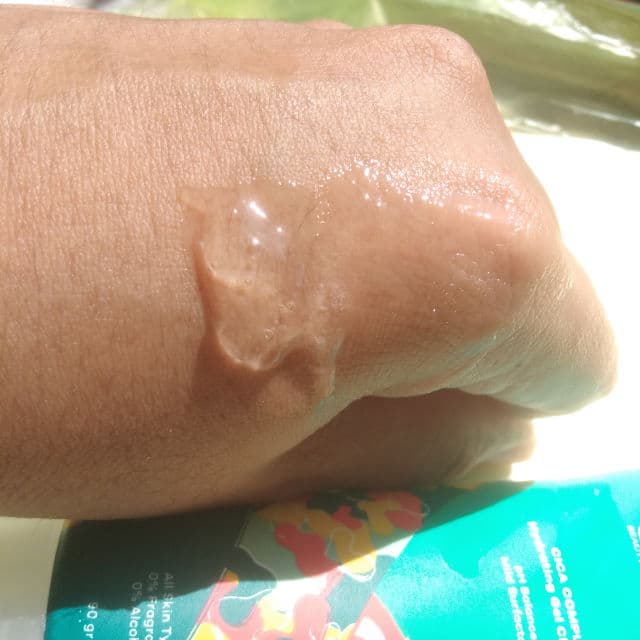 Zoya Sarae Hydrating Gel Cleanser with Cica review photo by fufufoe