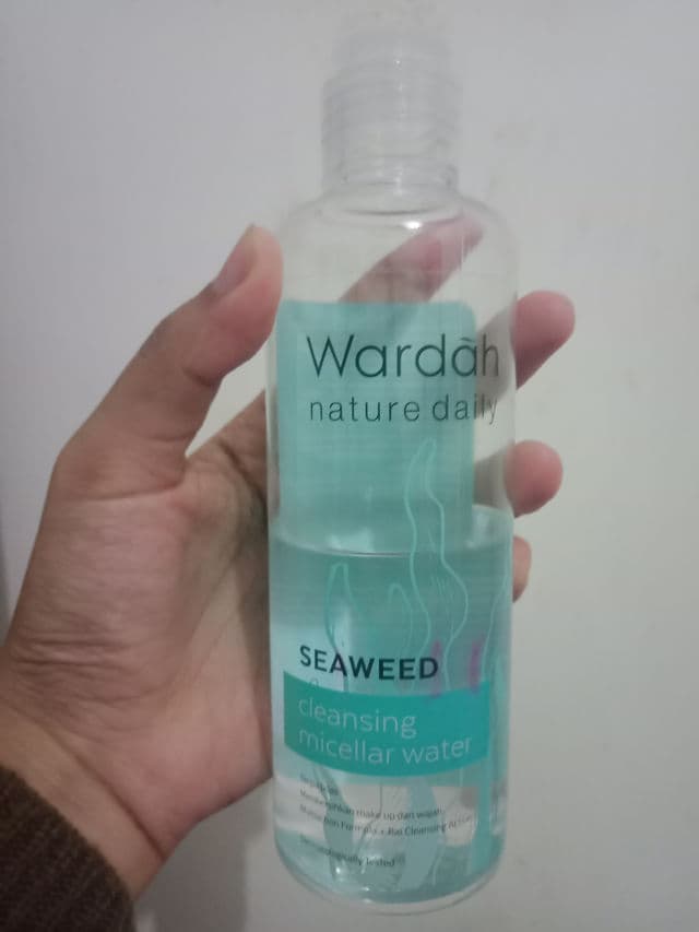 Wardah Nature Daily Seaweed Cleansing Micellar Water review photo by GemaGumika