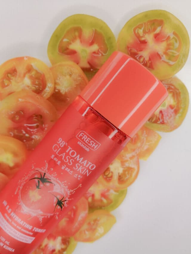 Fresh Skinlab Tomato Glass Skin Hydrating Toner review photo by glowingskin