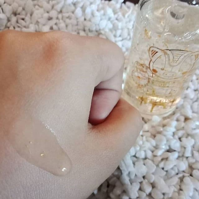 ELIZAVECCA Hell-Pore Gold Essence review photo by glowriri