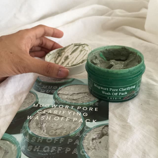 AXIS-Y Mugwort Pore Clarifying Wash Off Pack review photo by skincarebylyner