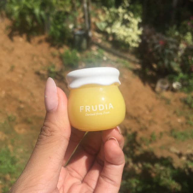 Frudia Citrus Brightening Cream review photo by skincarebylyner