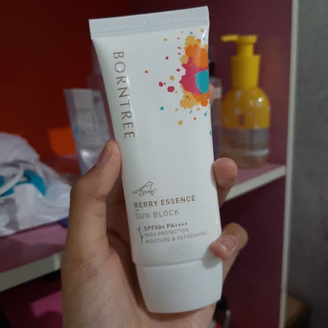 Borntree Berry Essence Sunblock SPF 50+ PA+++ review photo by gonegurlx