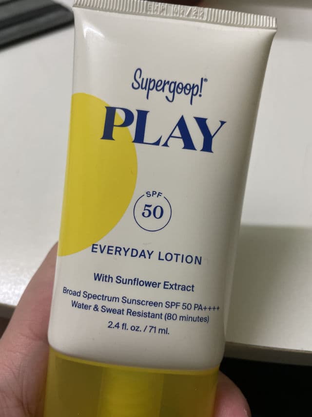 Supergoop! PLAY Everyday Lotion SPF 30 with Sunflower Extract review photo by gwenkpy