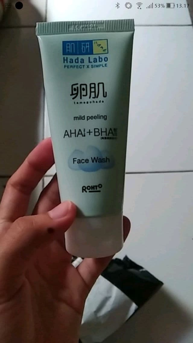Hada Labo Tamagohada Face Wash review photo by hadie06