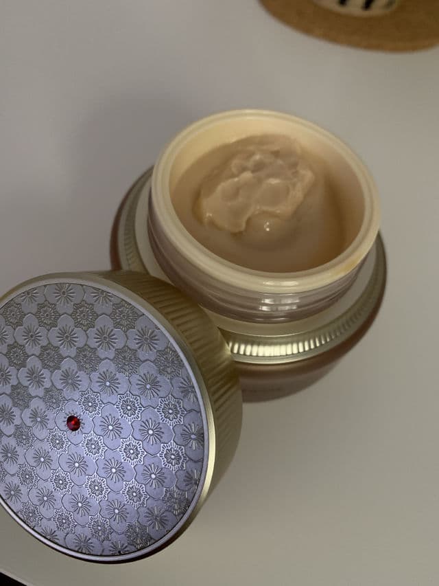 THE FACE SHOP Yehwadam Revitalizing Eye Cream review photo by hanajee