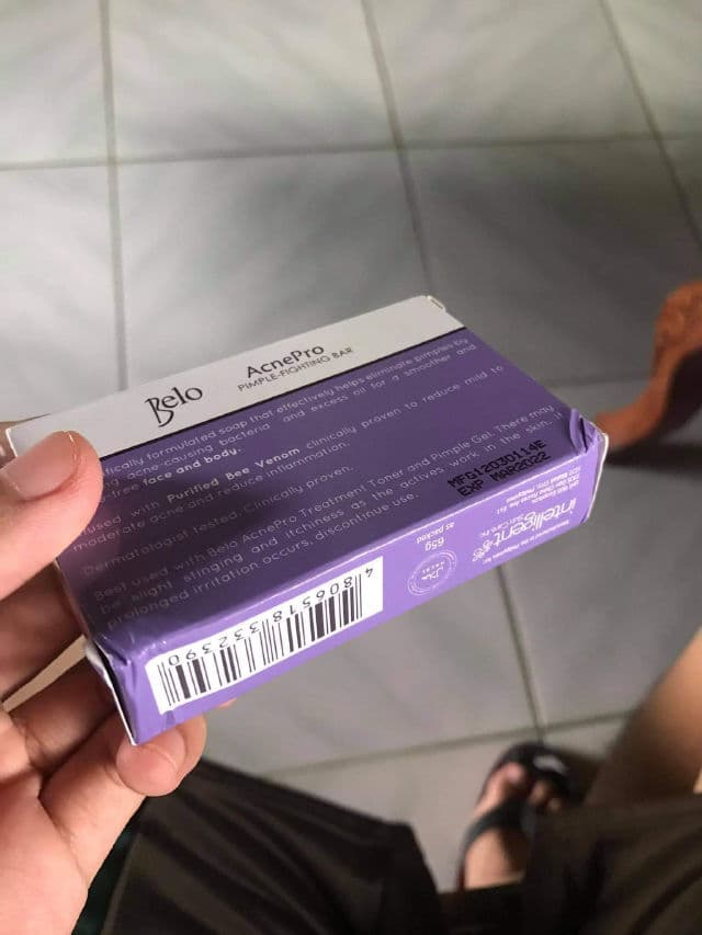 Belo Essentials AcnePro Pimple-Fighting Bar review photo by haroldumb