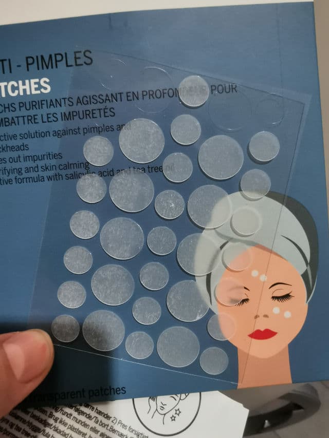 Pure&Care Anti Pimple Patches review photo by hashiskincare