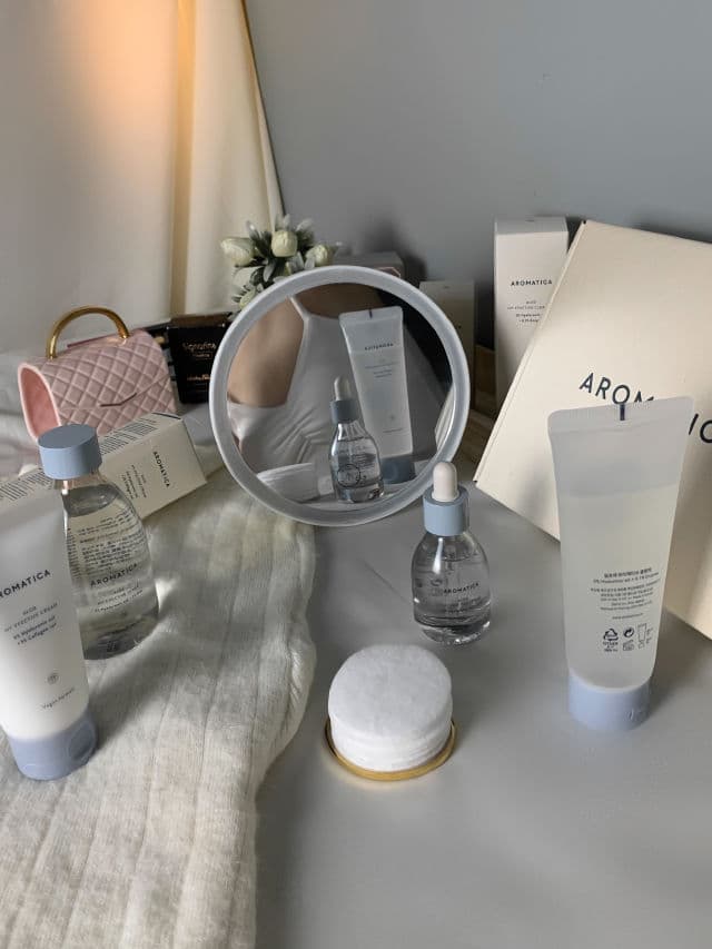 Aromatica Aloe Hy-ffective Serum review photo by SkinwithAnn