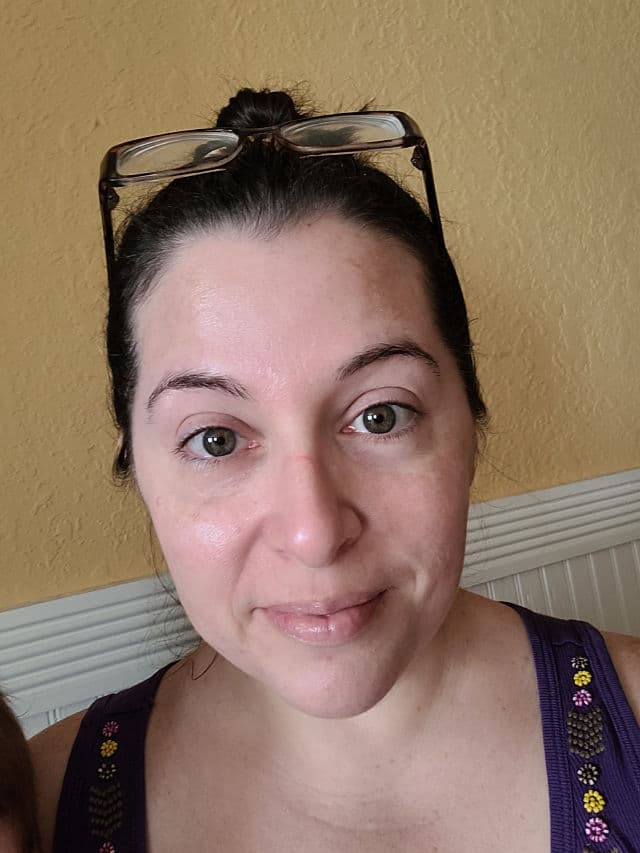 Paula's Choice SKIN PERFECTING 25% AHA + 2% BHA Exfoliant Peel review photo by hmpocketglam